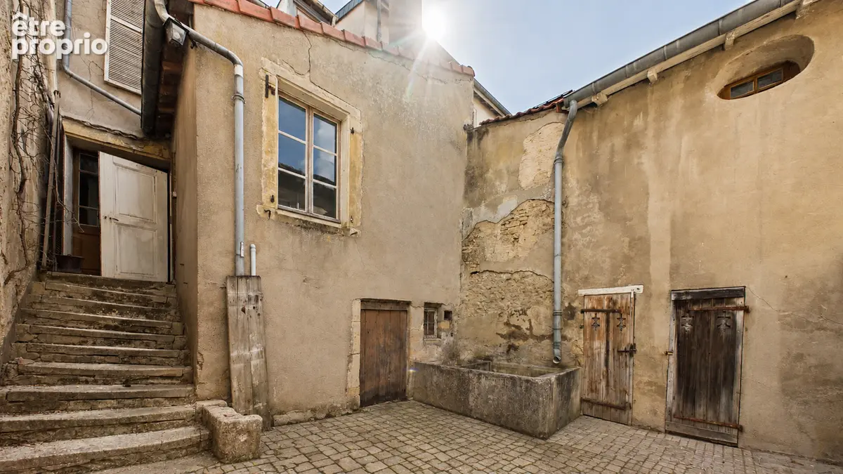 Maison de village - 5 pièces - cour - 3 chambres - photo 10