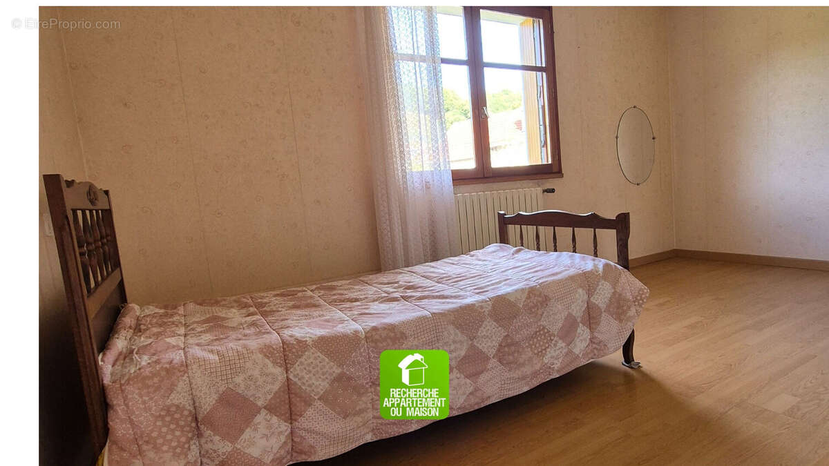 Maison à ANNOISIN-CHATELANS