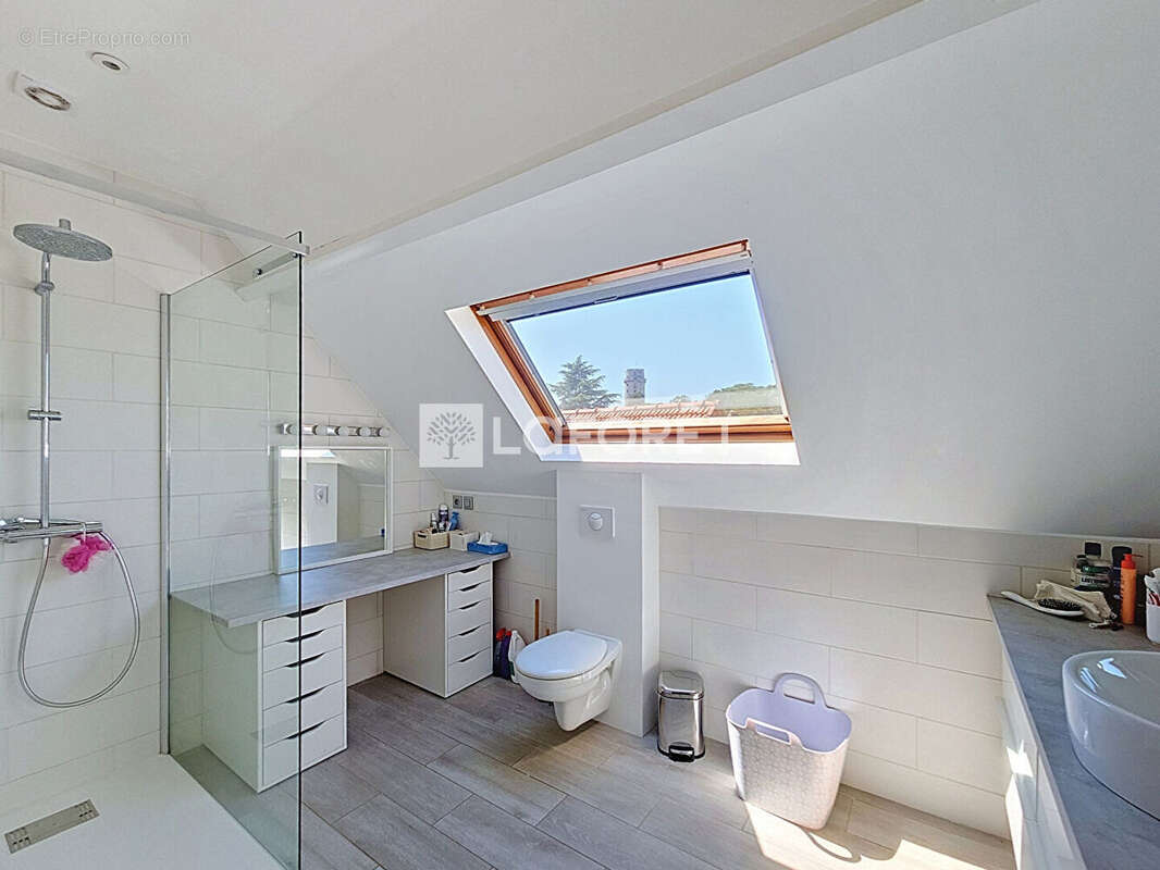 Maison Montlhery 8 pièce(s) 225 m2 - photo 12