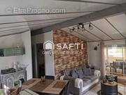 Photo 1 - Maison à SERQUES