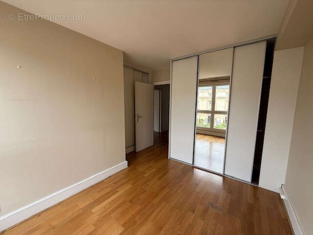 Appartement à VERSAILLES