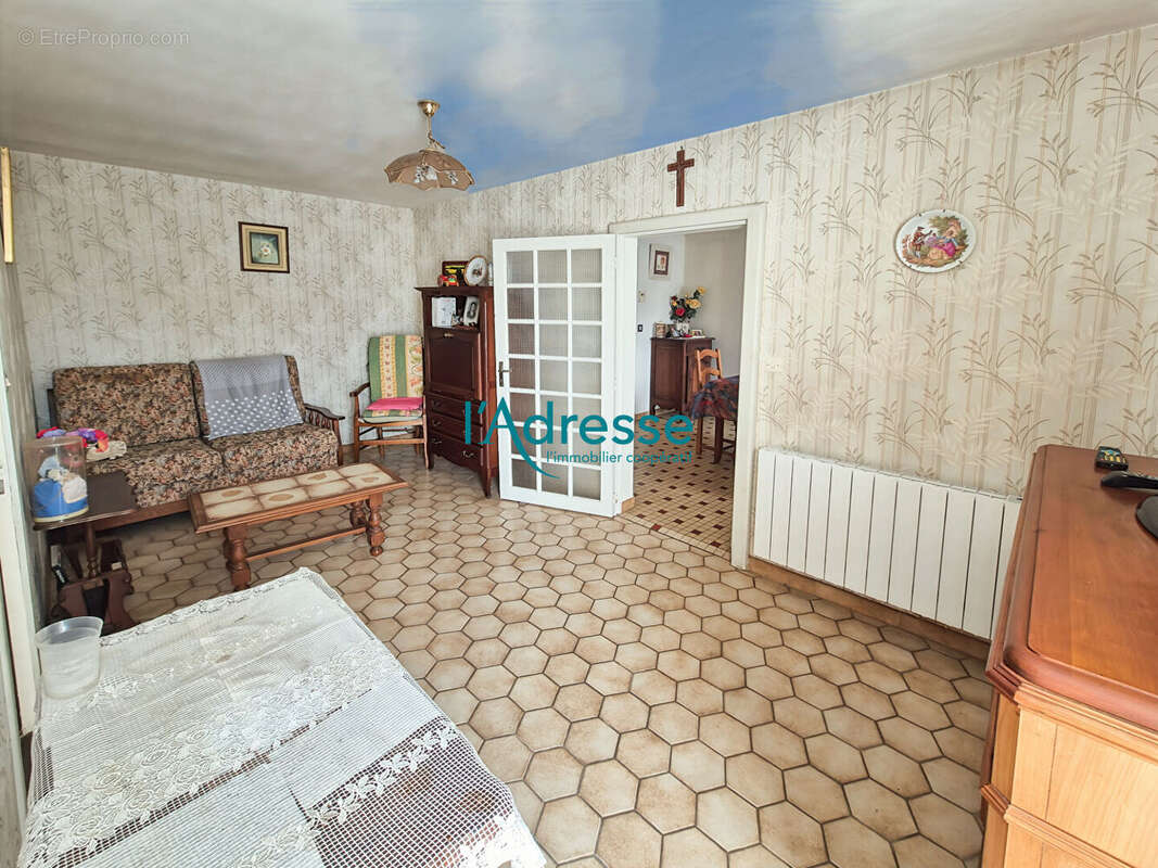 Maison à CHAUDRON-EN-MAUGES