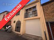   - Maison à FOURQUES