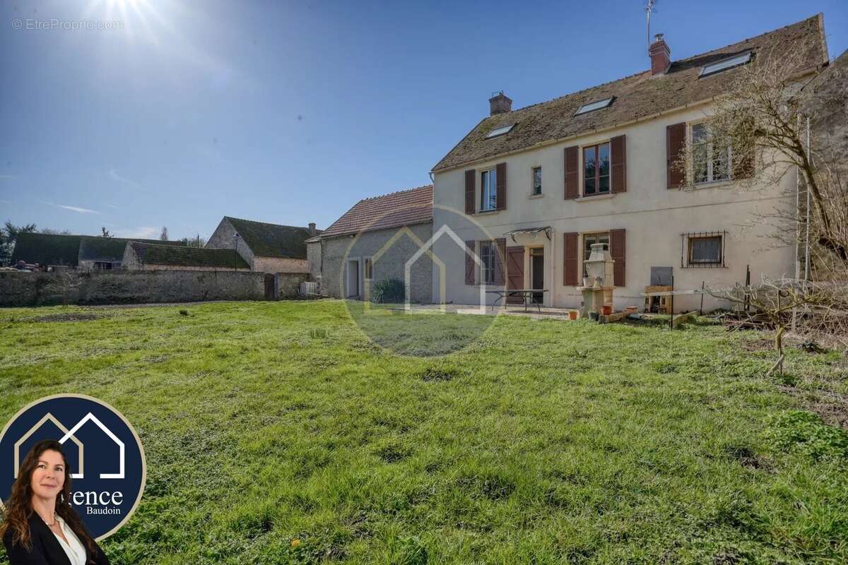 Maison à ABLIS
