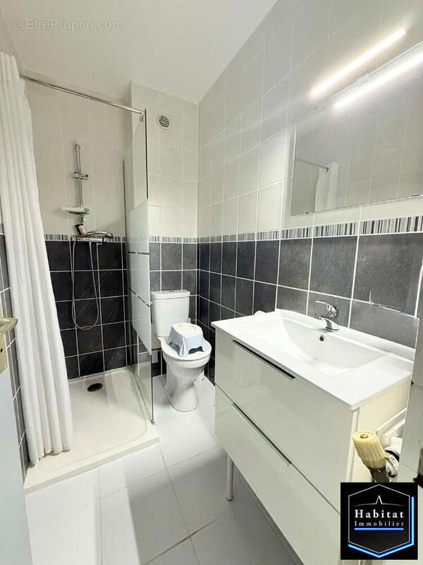 Maison à LE PLESSIS-BELLEVILLE