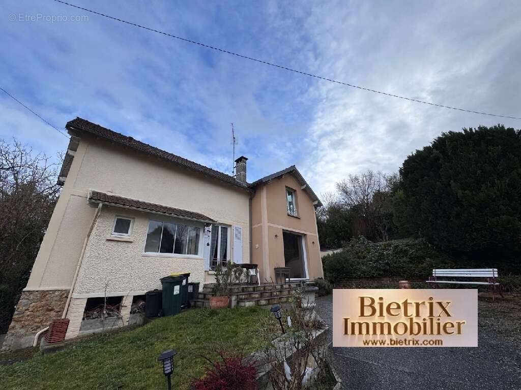 Maison à MERIEL