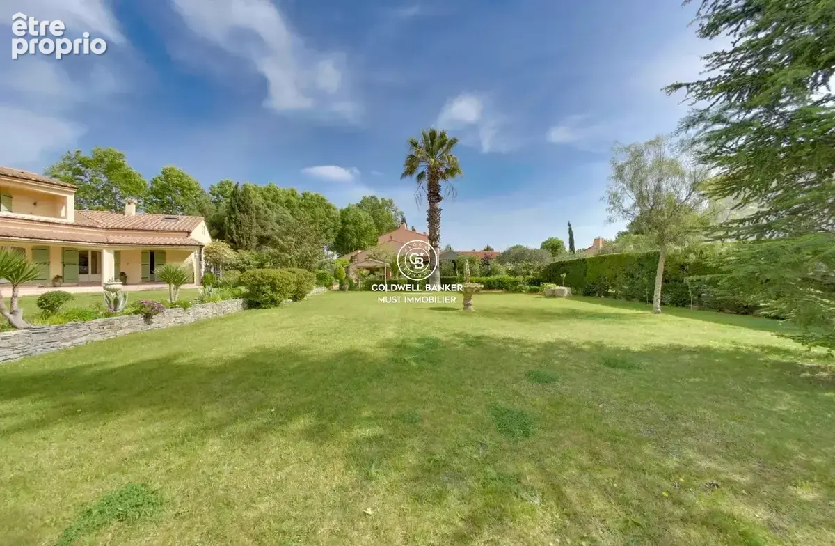 Villa 4 faces avec piscine - photo 1