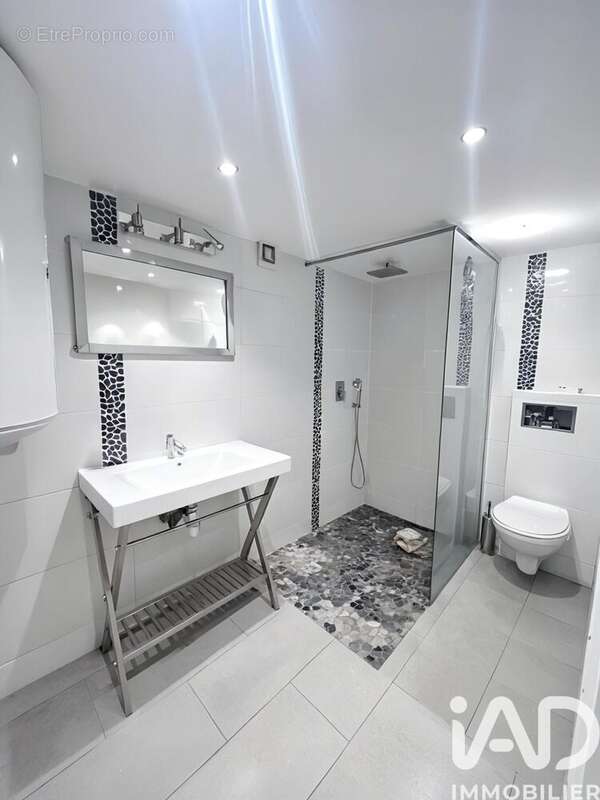 Photo 5 - Appartement à MONTROUGE