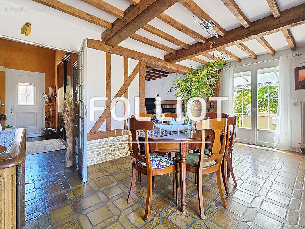 Au calme, Maison 6 pièces et 4 chambres à vendre à Douvres-la-Délivrande - Réf PB14382 - photo 6