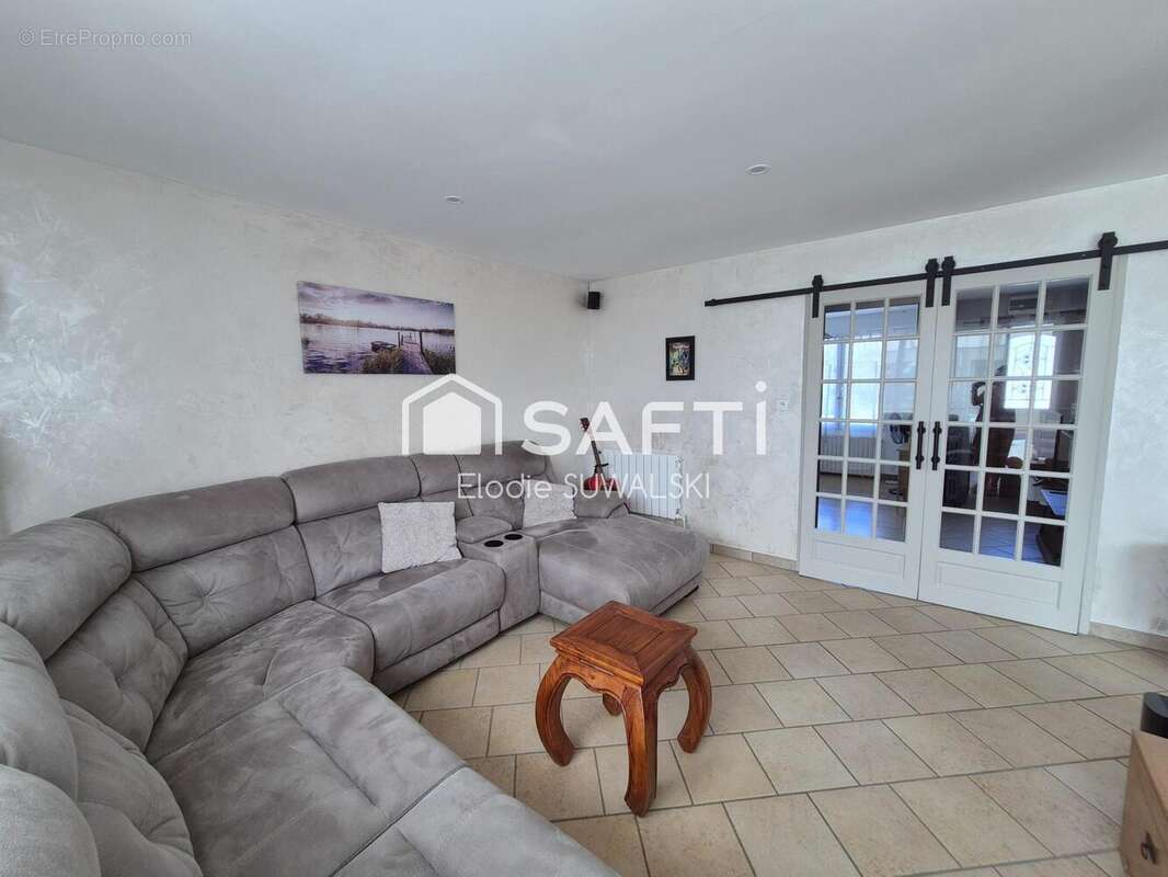 Maison 134 m² à Cambrai  - photo 7