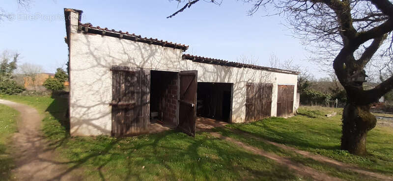 Maison à LIMOGNE-EN-QUERCY