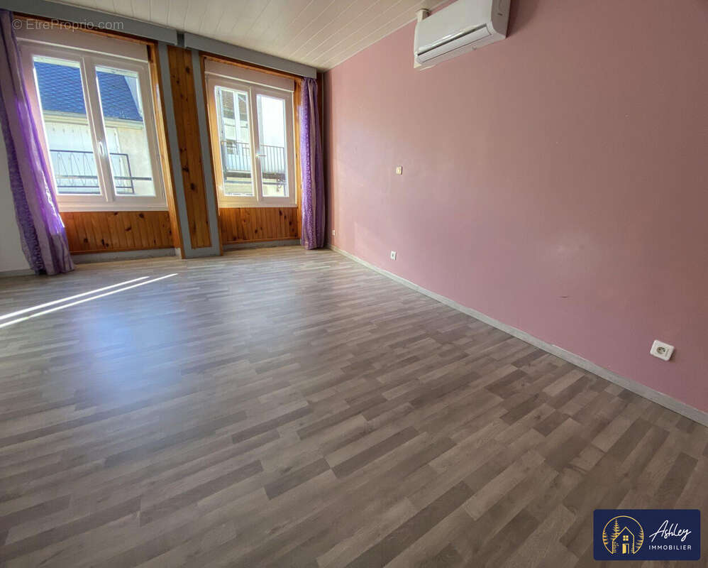 Maison 7 pièces BORT-LES-ORGUES - Maison à BORT-LES-ORGUES