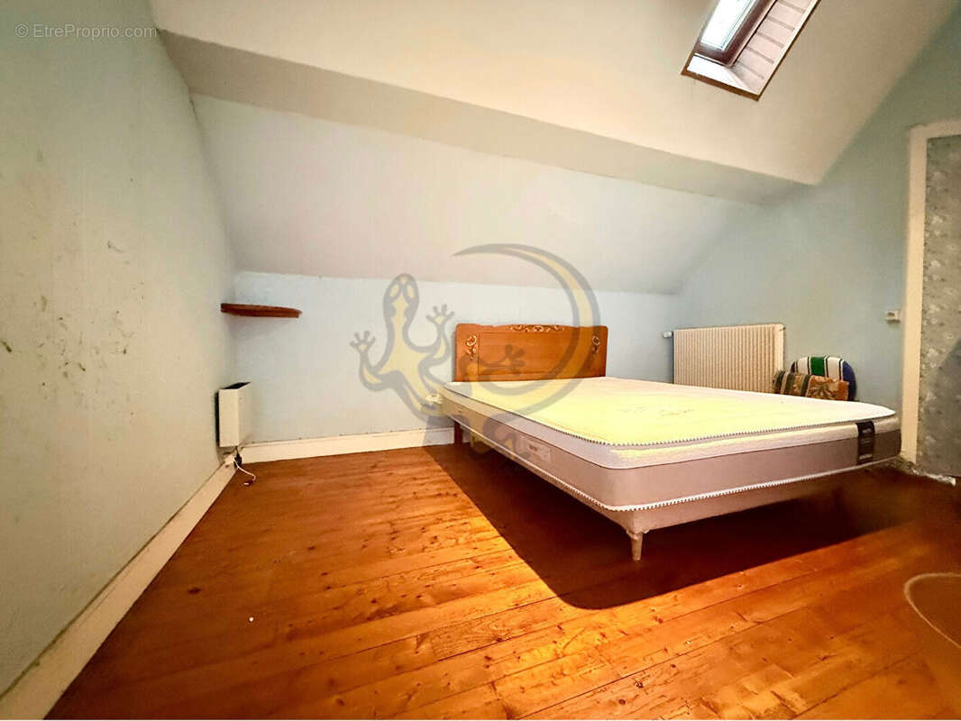 Maison à VILLERS-COTTERETS