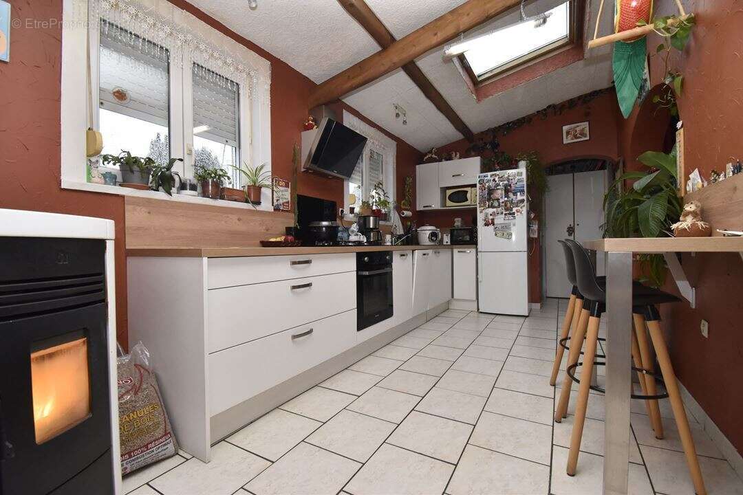 Maison 84 m² à Wambaix  - photo 2