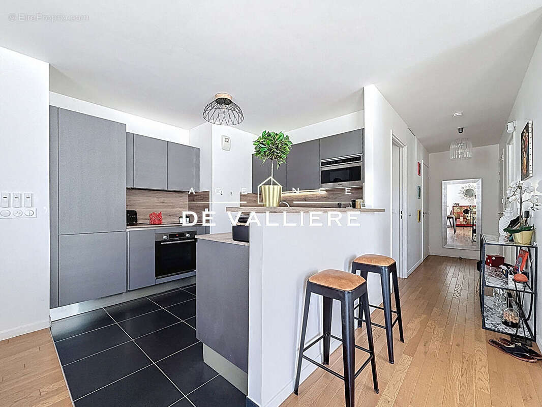 Appartement à RUEIL-MALMAISON