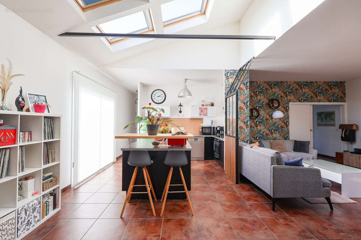 Maison à DOMPIERRE-SUR-CHARENTE