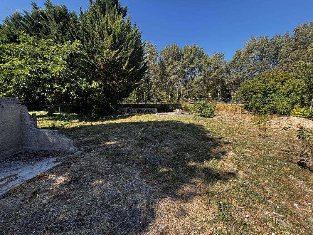 Maison 60 m² à Cagnac-Les-Mines  - photo 8