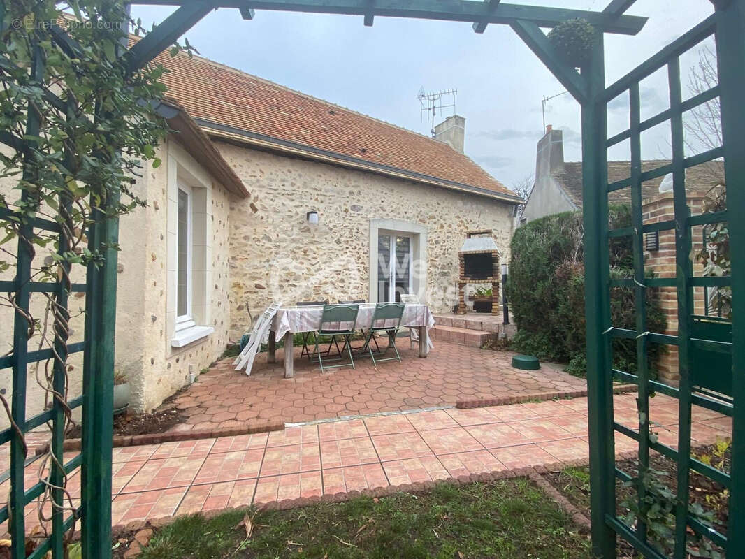 Maison à CHALLES