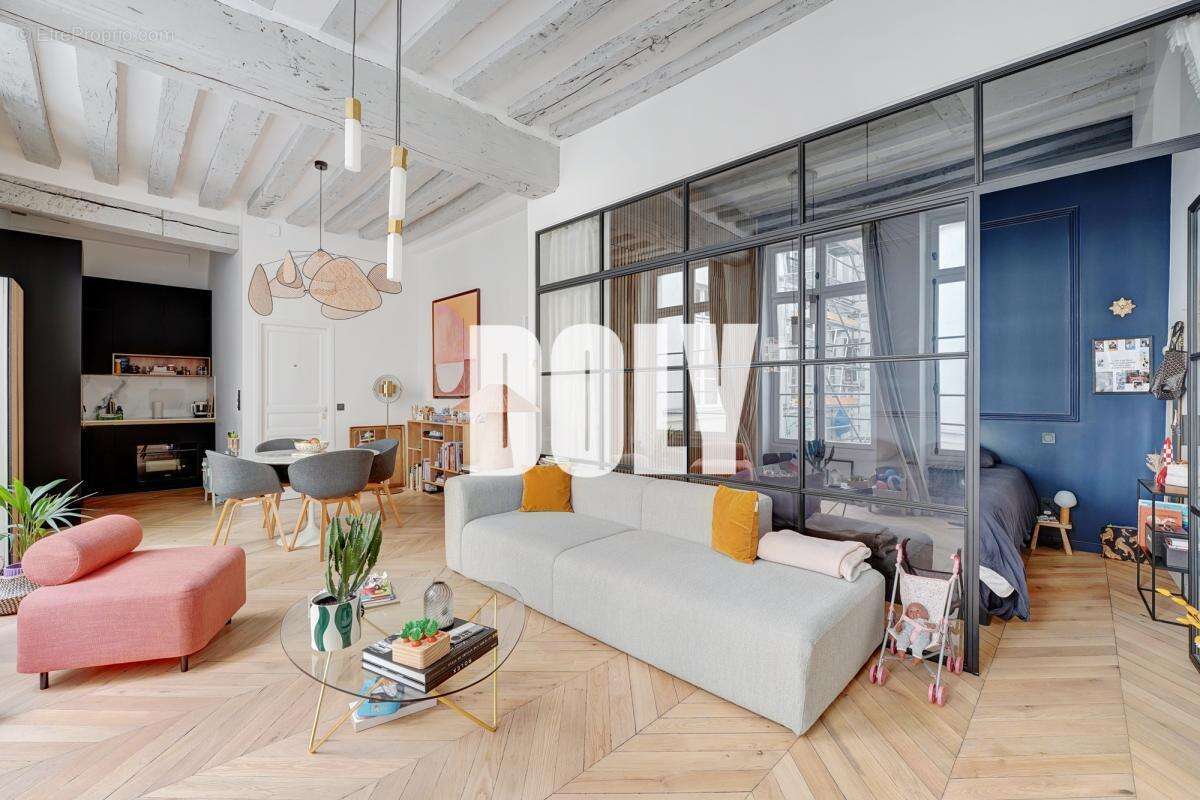 Appartement à PARIS-4E