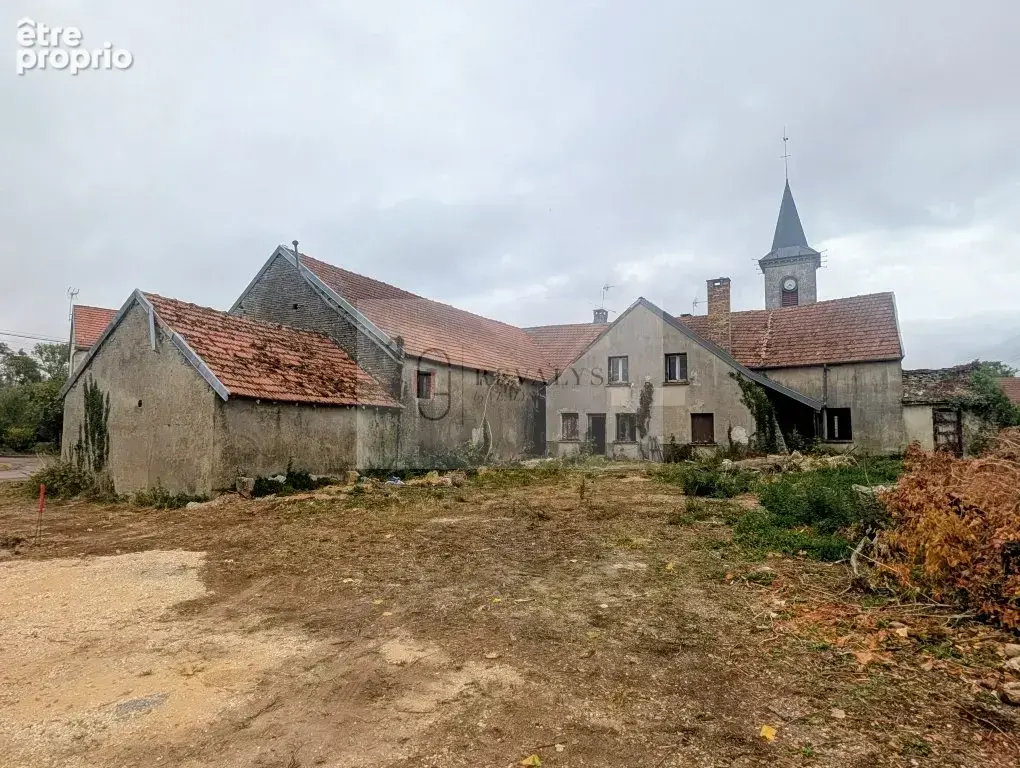 Maison à EPAGNY