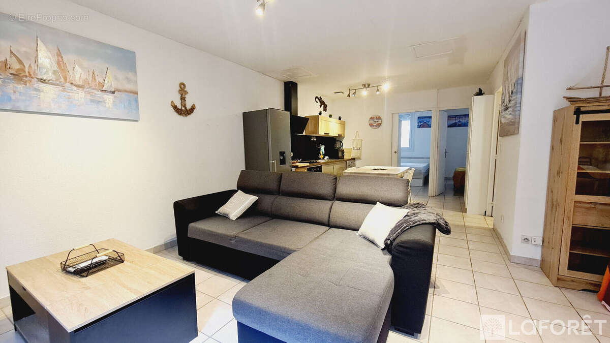 Appartement à MEZE