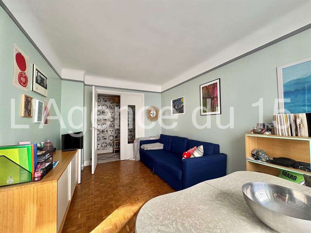 Appartement à PARIS-15E