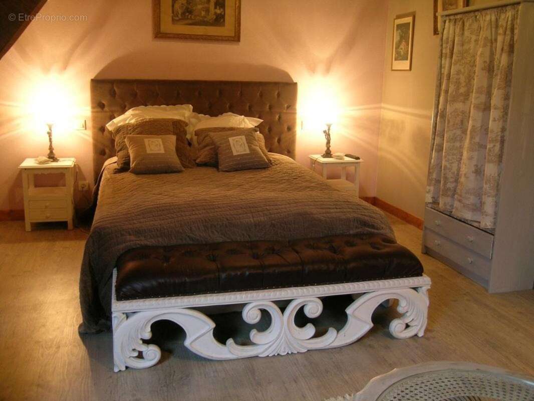 Propriété à vendre SAINT HILAIRE ( allier) comprenant une maison et un gite sur un parc de 23433 m² - photo 22