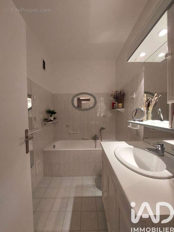 Photo 9 - Appartement à GREOLIERES