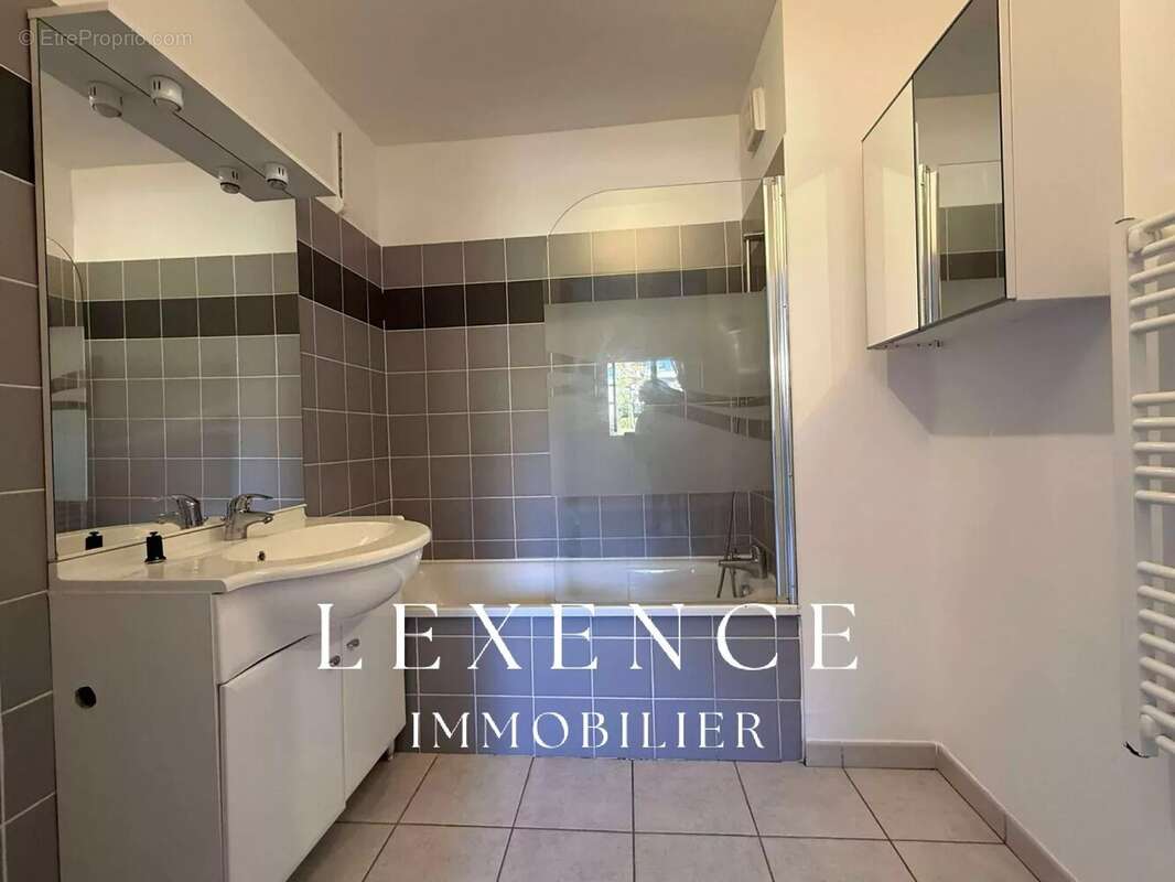 Appartement à AIX-EN-PROVENCE