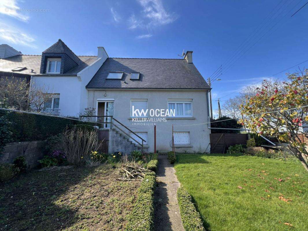 Maison à SAINT-RENAN