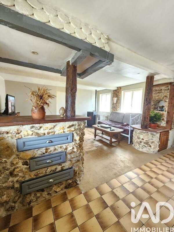 Maison 99 m² à Nogent-En-Othe  - photo 7