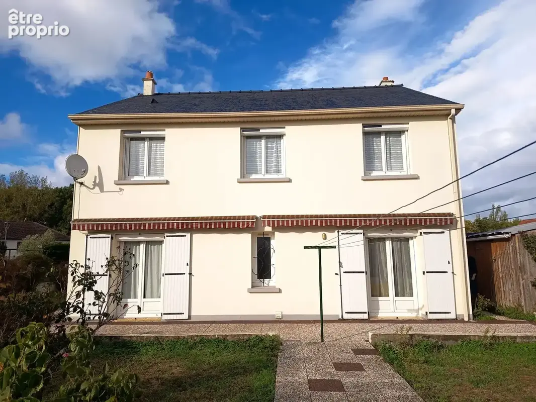 Photo Maison à Joue-Les-Tours au prix de 301 815€