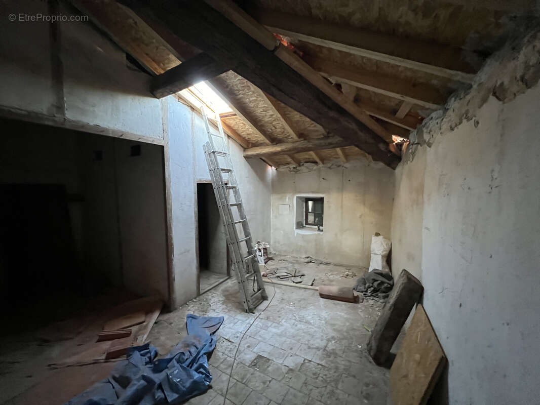 Maison à PEYRIAC-MINERVOIS