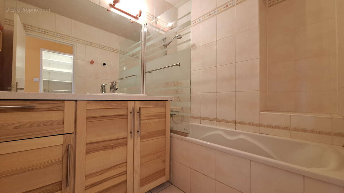 Appartement Cournon D Auvergne 4 pièce(s) 89.63 m2 - photo 11
