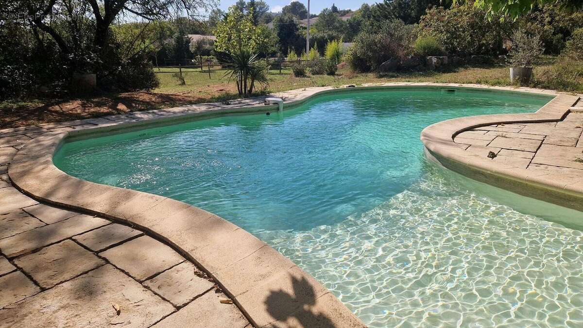 Photo 3 - Maison à SAINT-MAXIMIN-LA-SAINTE-BAUME