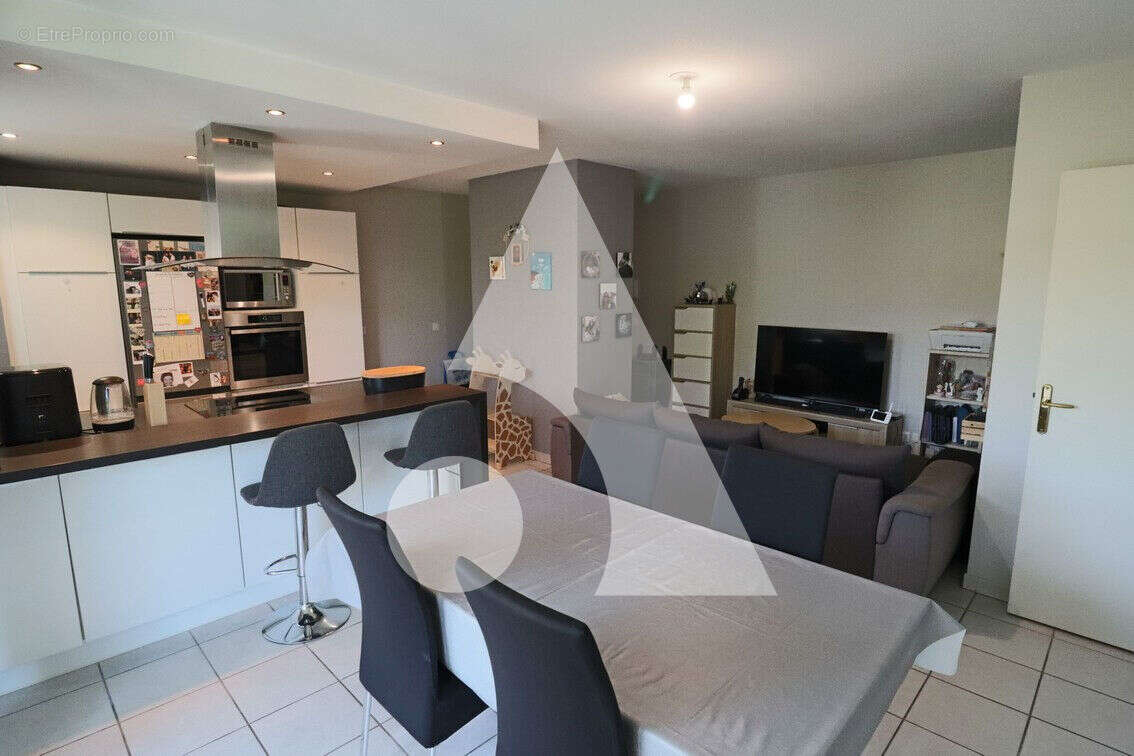 Appartement à VAULX-EN-VELIN