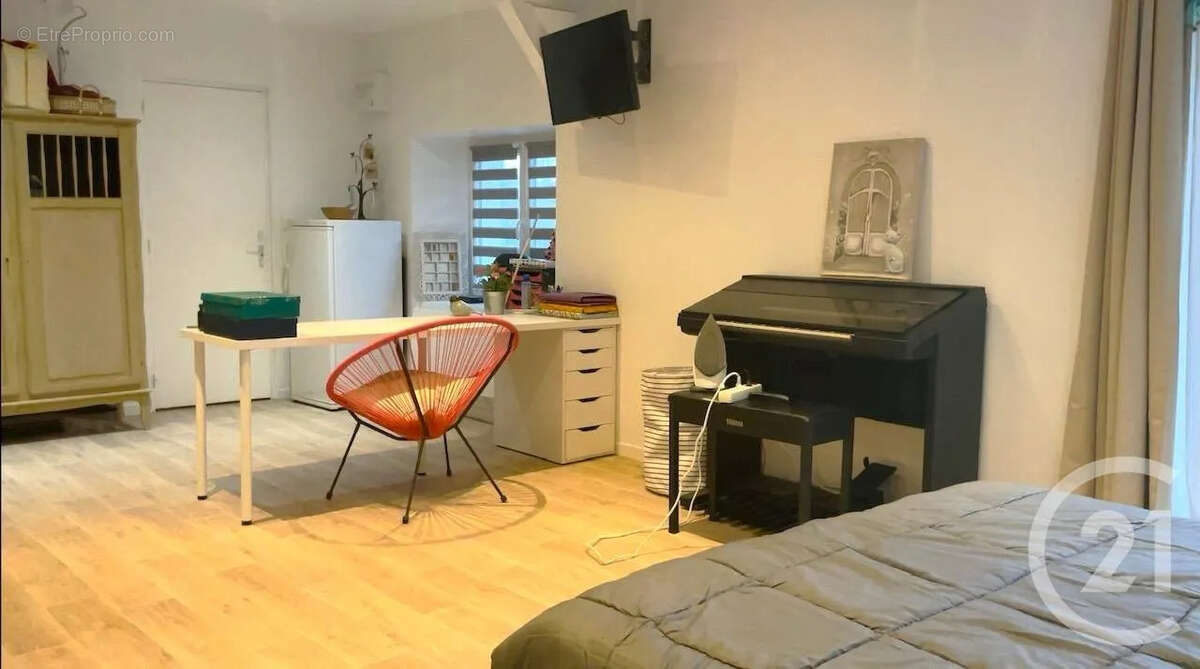 Maison à CHAMPIGNY-LA-FUTELAYE