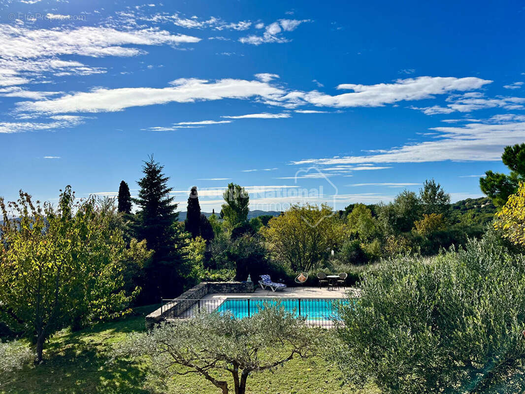 Maison à ROCHEFORT-DU-GARD