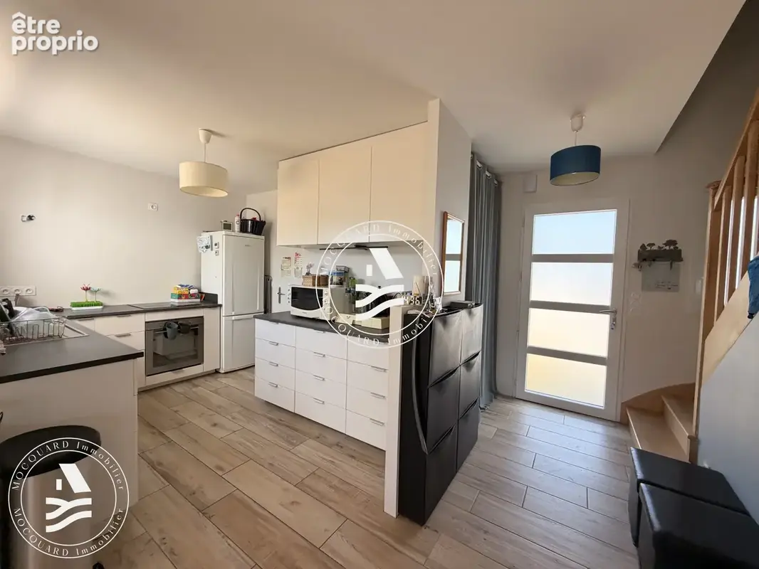 Maison contemporaine - Le bourg à pied - photo 4