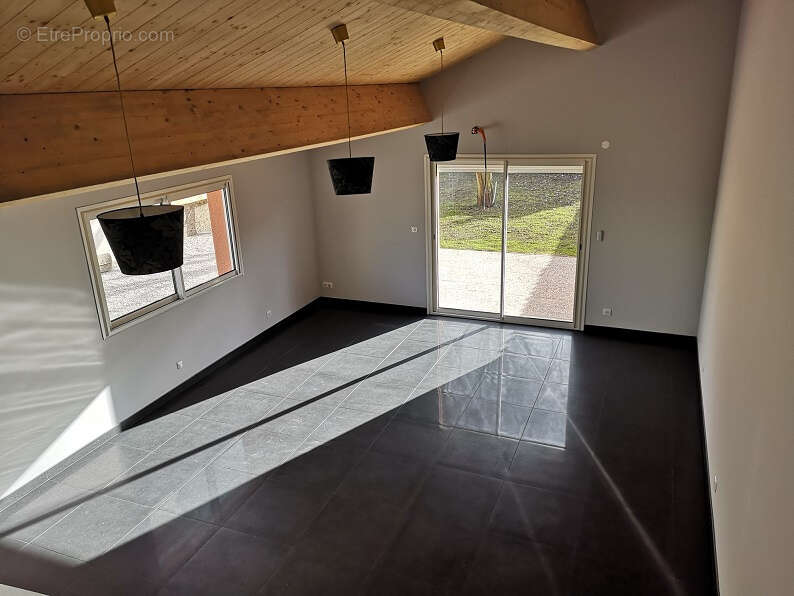Maison à FEURS