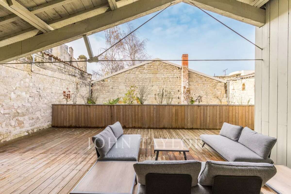 Appartement à BORDEAUX