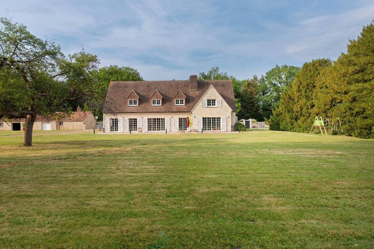 Maison à CHAMPCUEIL