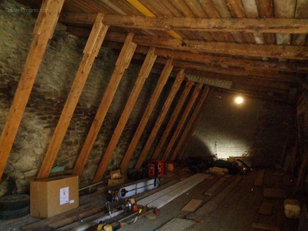 Maison à SAINT-BONNET-DE-MONTAUROUX