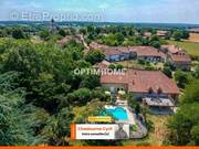 Maison à JAVERLHAC-ET-LA-CHAPELLE-SAINT-ROBERT