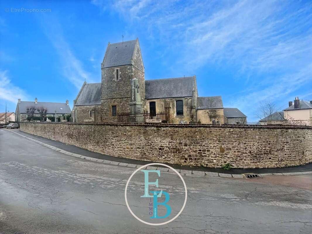 Terrain à THURY-HARCOURT