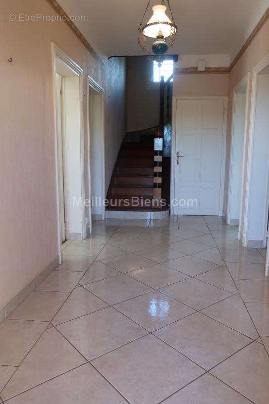 Maison à LAROQUEBROU