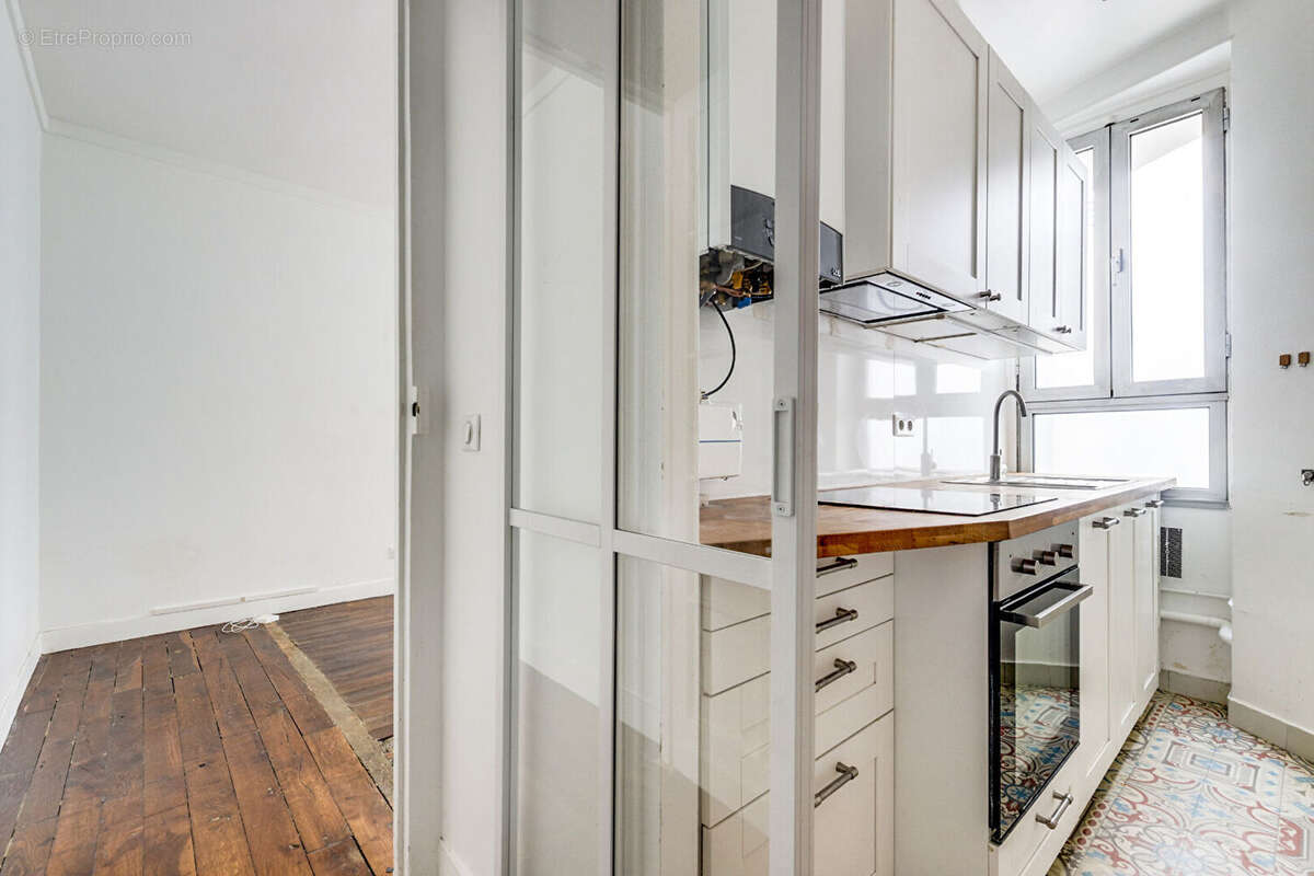 Appartement à PARIS-20E