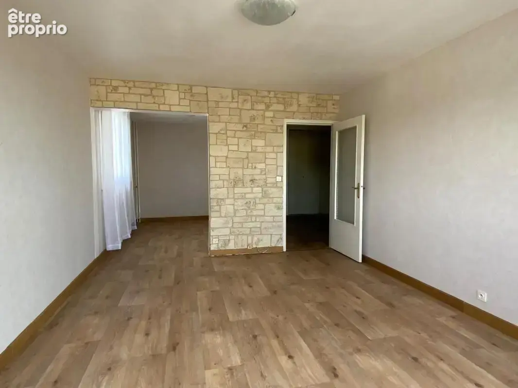 Appartement de 4 pièces de 92 m² à Nogent-sur-Oise - photo 3
