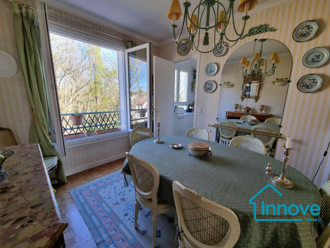 Appartement à VERSAILLES