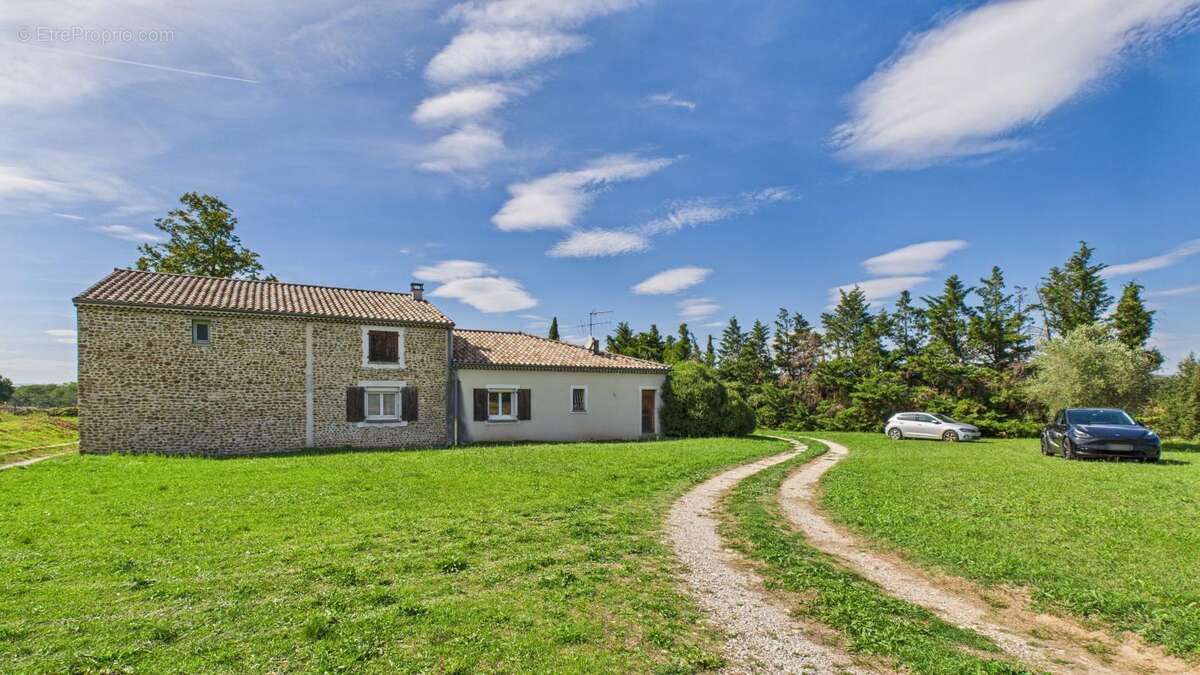 Maison à LIVRON-SUR-DROME